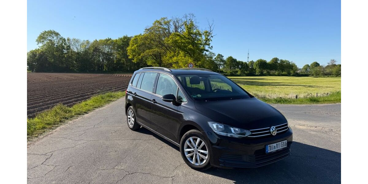 VW Touran 191.000 km 12.990 &euro; Duisburg 47198