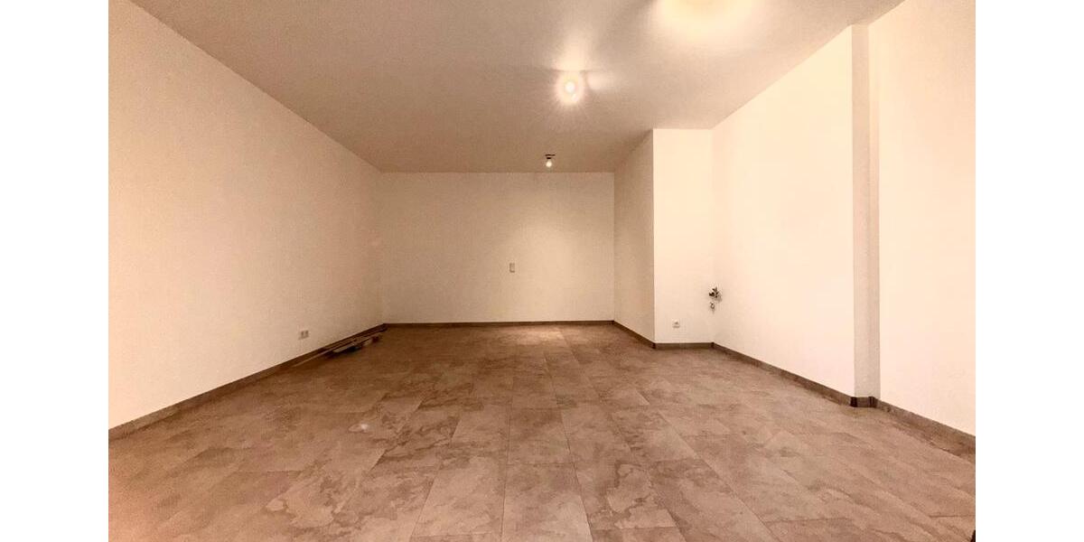 Erdgeschoßwohnung Essen Stadtbezirk IX - 1.5 Zimmer, 33 m&sup2;, 500&euro; | Angebot:26408145