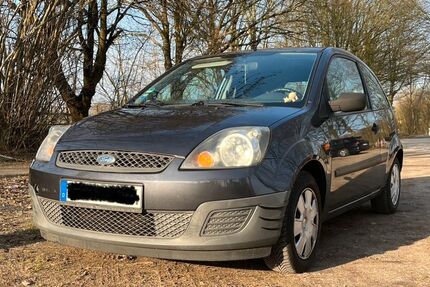 Ford Fiesta 167.100 km 1.900 &euro; Erkrath 40699