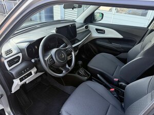 Suzuki Swift Comfort CVT Hybrid +Totw+Navi+RCAm+LED+ 4.678 km 21.450 &euro; Meerbusch 40667