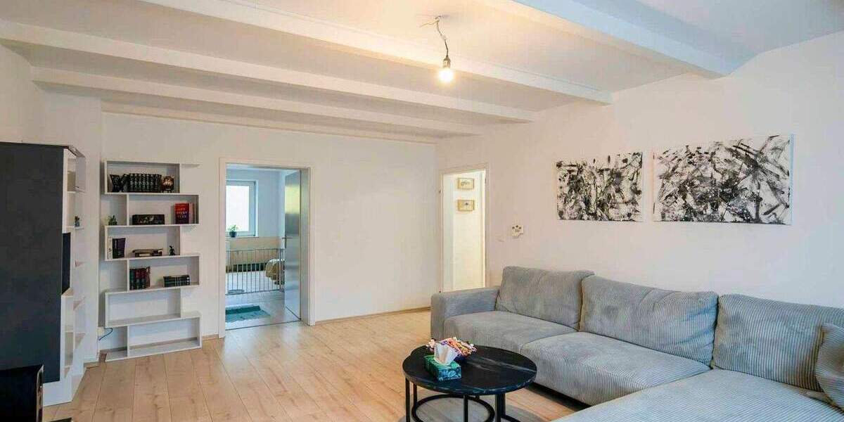 Mehrfamilienhaus mit 11 Wohn- sowie 2 Gewerbeeinheiten in Gelsenkirchen Bulmke-Hüllen 2 zimmer