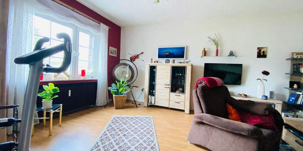 Etagenwohnung Bottrop Stadtmitte - 4 Zimmer, 120 m&sup2;, 900&euro; | Angebot:24424381