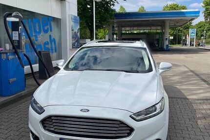 Ford Mondeo 217.000 km 9.500 &euro; Düsseldorf 40595