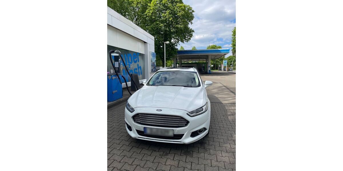 Ford Mondeo 217.000 km 9.500 &euro; Düsseldorf 40595