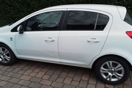 Opel Corsa 122.000 km 4.400 &euro; Kamp-Lintfort 47475