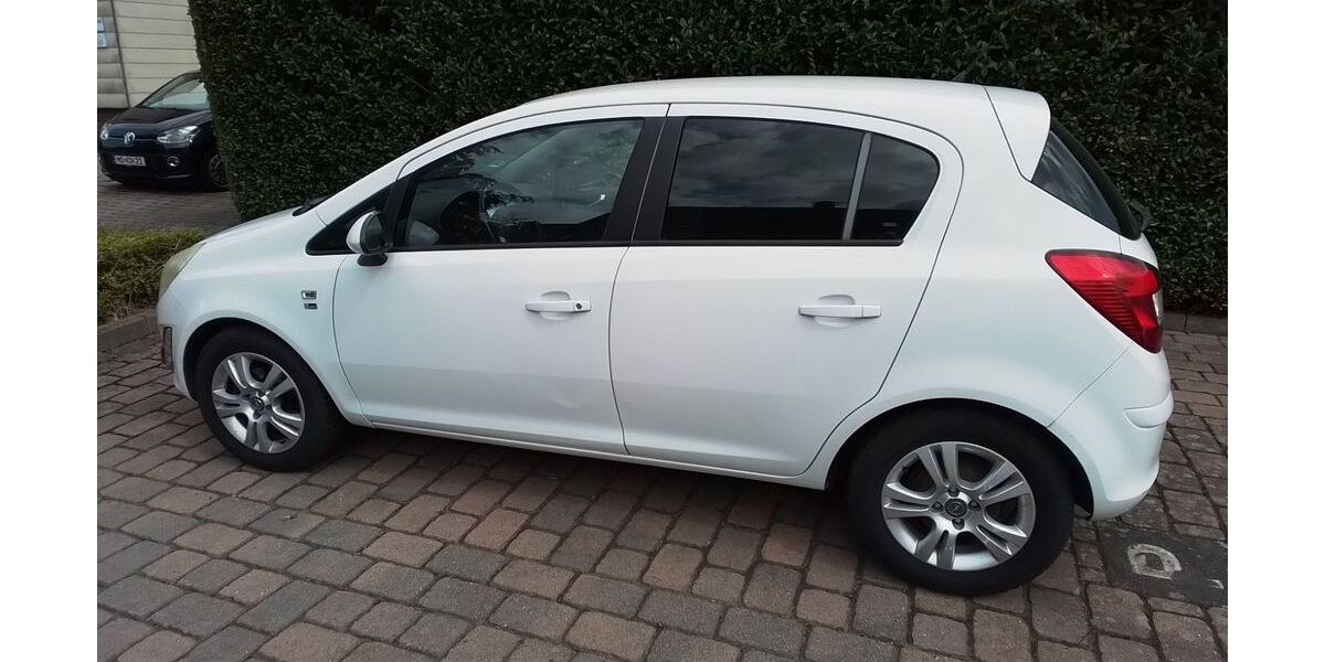 Opel Corsa 122.000 km 4.400 &euro; Kamp-Lintfort 47475