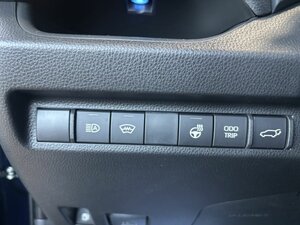 ACROSS PLUG-IN Hybrid Comfort+5 J. Garantie+LED+