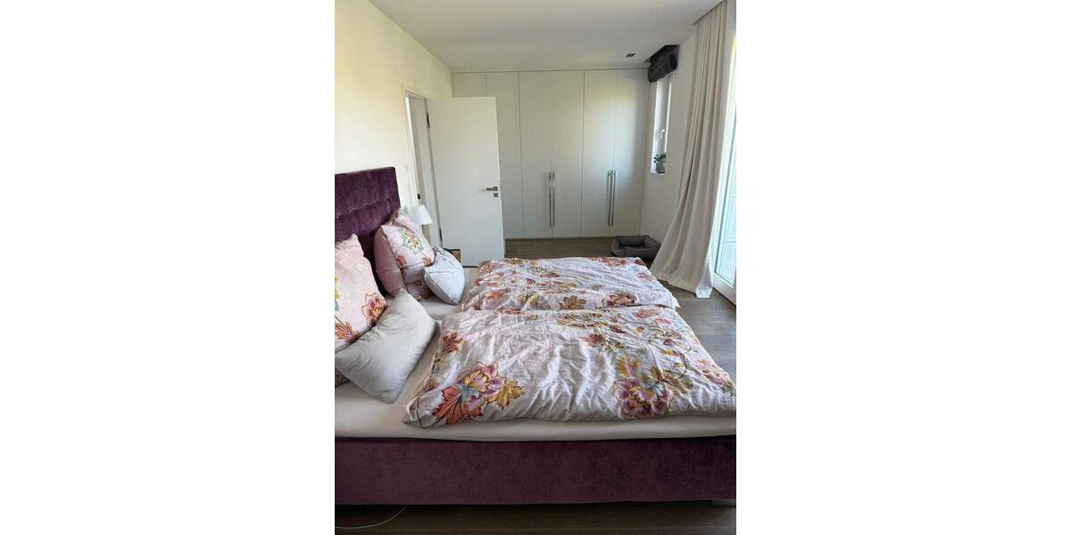 Doppelhaushälfte Meerbusch Büderich - 6 Zimmer, 242 m&sup2;, 8.500&euro; | Angebot:26391404