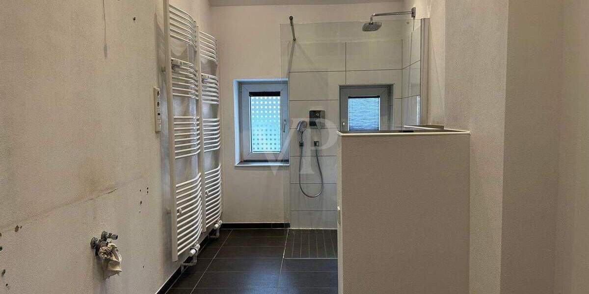 Etagenwohnung Velbert Mitte - 4 Zimmer, 116 m&sup2;, 245.000&euro; | Angebot:24544902