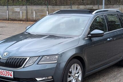 Skoda Octavia 173.800 km 14.042 &euro; Düsseldorf 40589