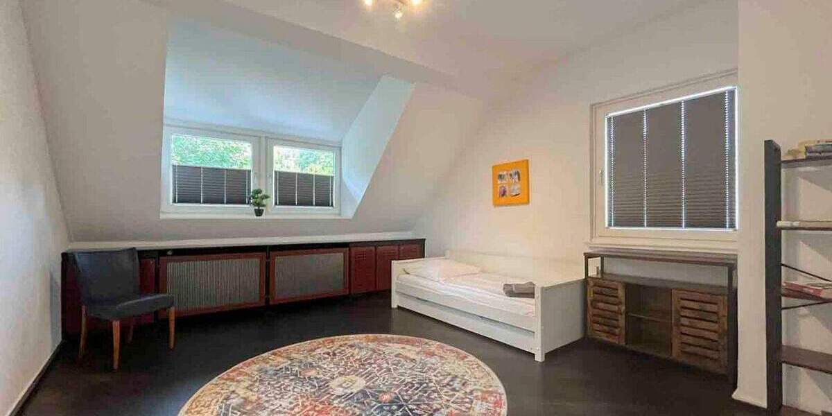 Exklusive Maisonette-Eigentumswohnung mit Sauna, großer Terrasse und außergewöhnlicher Architektur 5 zimmer