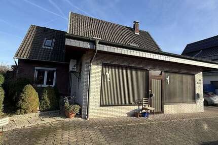 Haus zum Kaufen in Kamp-Lintfort 448.000 € 151.27 m² 6 zimmer