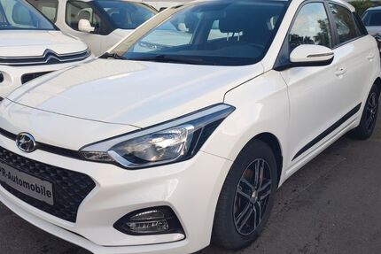 Hyundai i20 49.990 km 11.999 &euro; Gelsenkirchen 45892