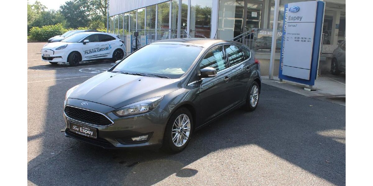 Ford Focus 89.527 km 12.990 &euro; Kamp-Lintfort 47475