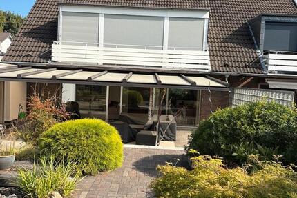 Einseitig freistehendes EFH mit uneinsehbarem Sonnengarten zimmer