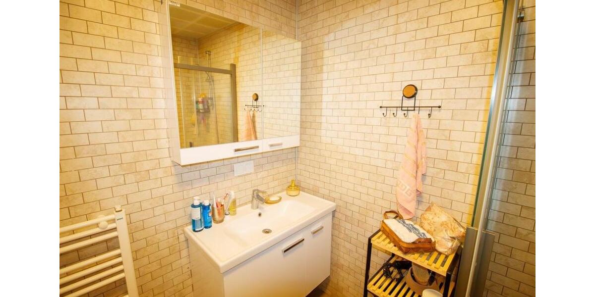 Etagenwohnung Bochum Höntrop - 1 Zimmer, 65 m&sup2;, 112.000&euro; | Angebot:26318592