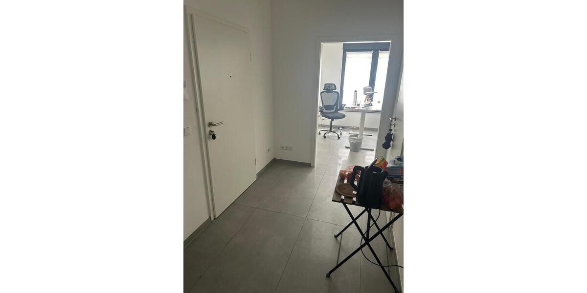 Erdgeschoßwohnung Duisburg Duisburg-Mitte - 1 Zimmer, 65 m&sup2;, 750&euro; | Angebot:26137570