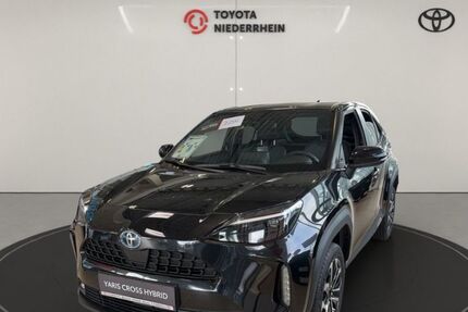 Toyota Yaris Cross 6.732 km 25.485 &euro; Krefeld 47809