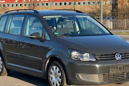 VW Touran 126.200 km 6.490 &euro; Essen 45356
