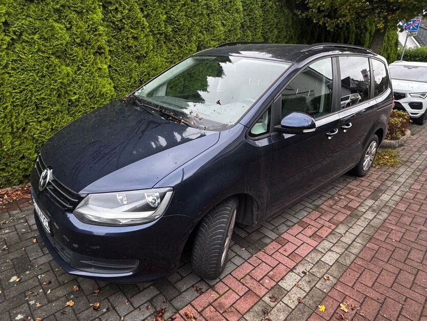 VW Sharan 176.022 km 8.500 € Bottrop 46244