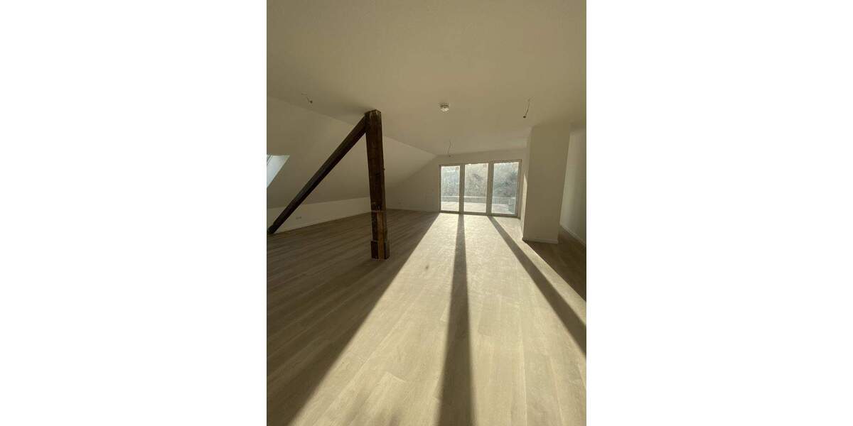 Helle und geräumige Wohnung mit großer Dachterrasse in ruhiger Lage von Herten 3 zimmer