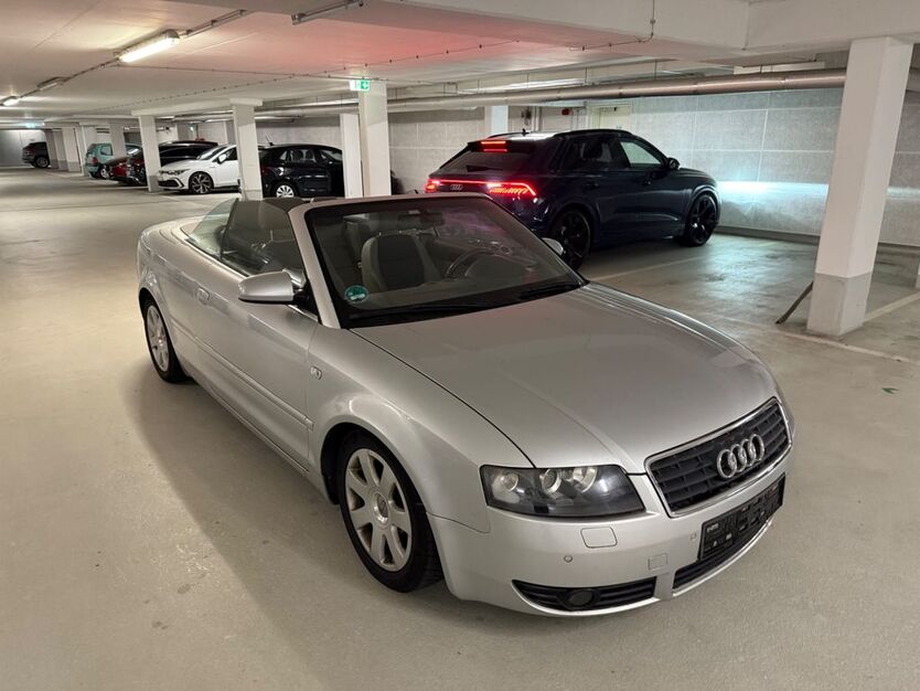 Audi A4 264.000 km 3.999 € Essen 45326