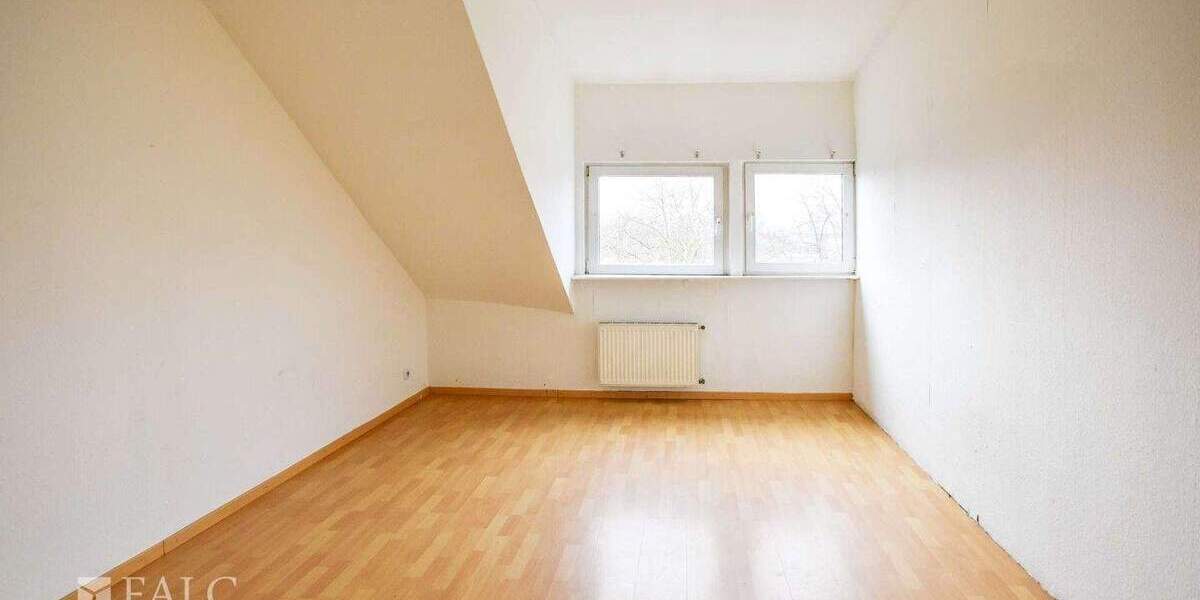 Etagenwohnung Krefeld Stadtmitte - 3 Zimmer, 70 m&sup2;, 169.000&euro; | Angebot:25247696