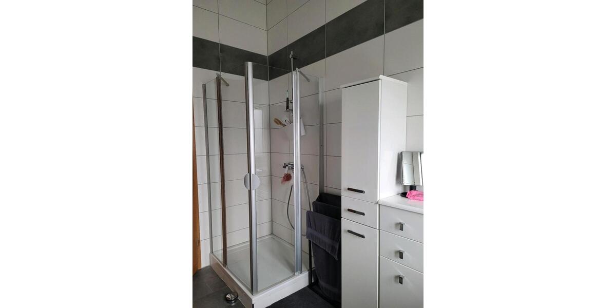 Etagenwohnung Rheinberg - 2 Zimmer, 67 m&sup2;, 450&euro; | Angebot:25457238