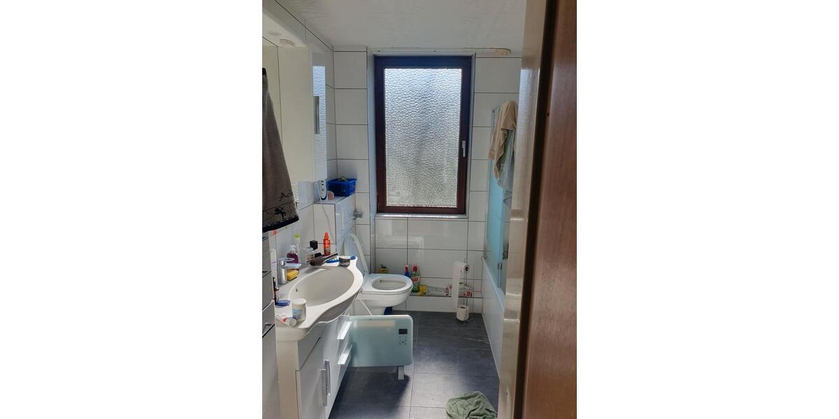 Etagenwohnung Neukirchen-Vluyn Vluyn - 4 Zimmer, 108 m&sup2;, 1.300&euro; | Angebot:26400659
