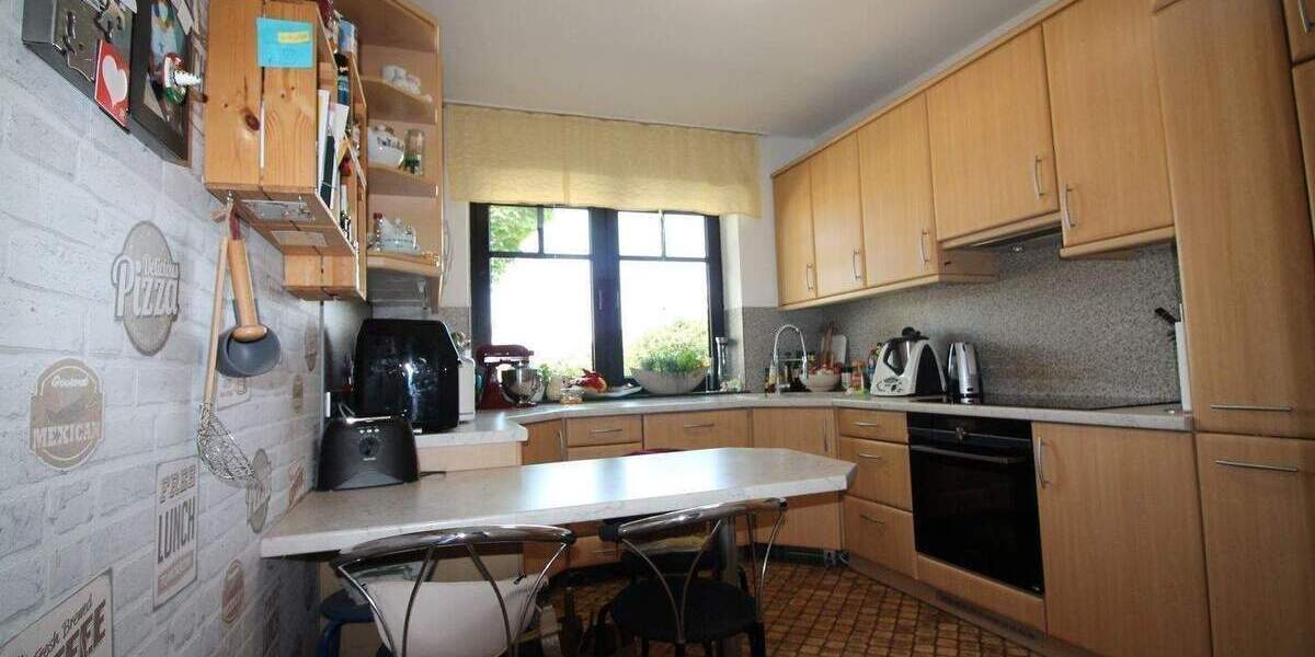 Mehrfamilienhaus, Wohnhaus Rheinberg Ossenberg - 7 Zimmer, 257 m&sup2;, 550.000&euro; | Angebot:26388652