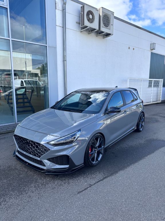 i30