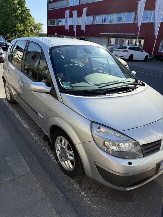 Renault Scenic 115.000 km 3.999 € Heiligenhaus 42579