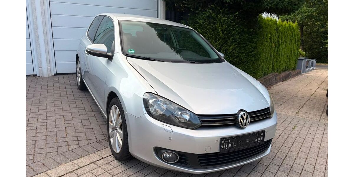 VW Golf 135.000 km 5.599 &euro; Ratingen 40883