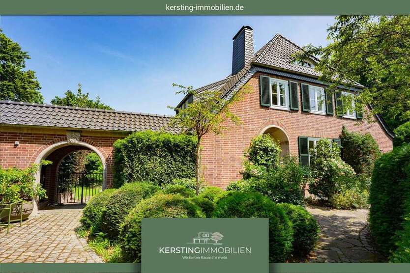 Haus zum Kaufen in Krefeld Bockum 1.790.000 € 286.72 m²