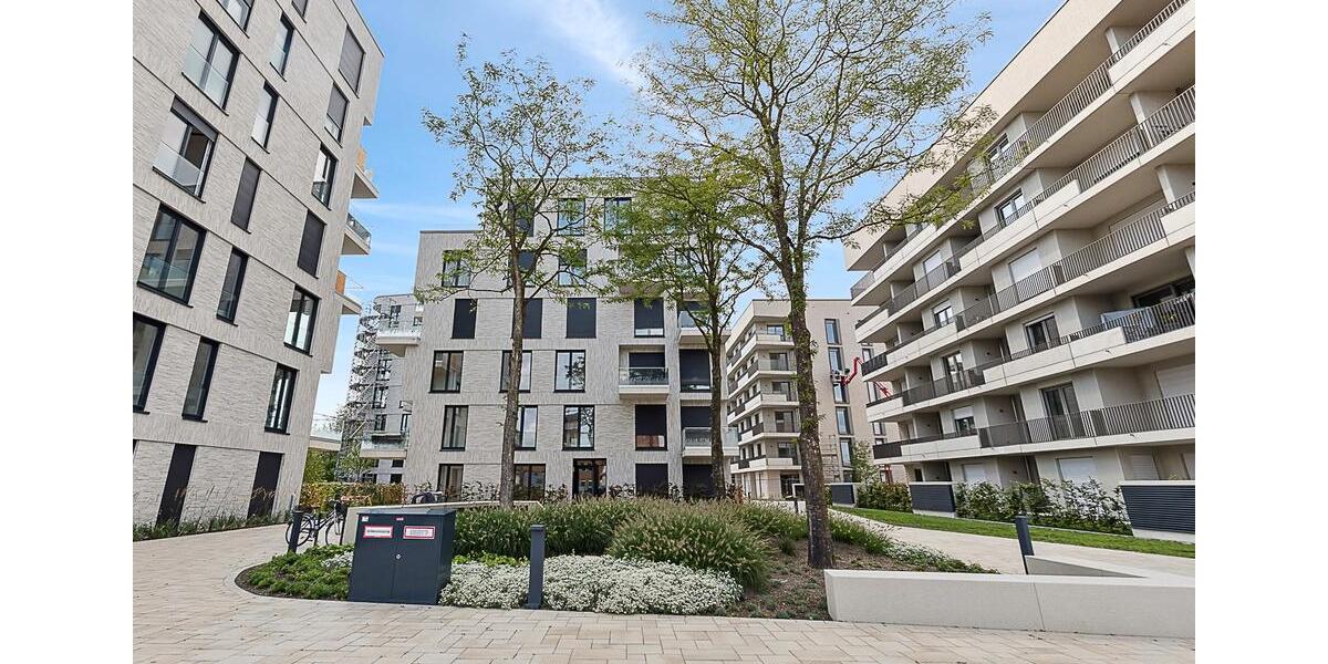 Etagenwohnung Düsseldorf Heerdt - 4 Zimmer, 109 m&sup2;, 1.743&euro; | Angebot:25232127