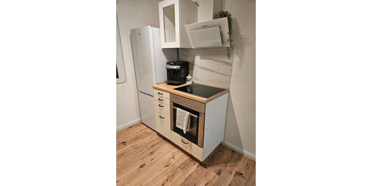 Dachgeschoßwohnung Bochum Eppendorf - 3 Zimmer, 65 m&sup2;, 900&euro; | Angebot:26618894