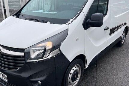 Opel Vivaro 87.000 km 13.390 &euro; Bochum 44807
