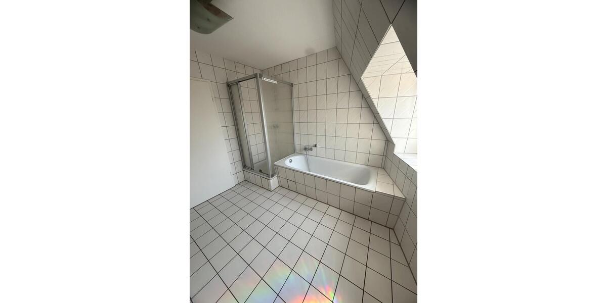 Dachgeschoßwohnung Recklinghausen Hillerheide - 3.5 Zimmer, 115 m&sup2;, 748&euro; | Angebot:26013847
