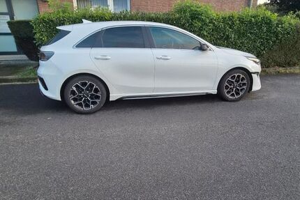 Kia ceed / Ceed 37.500 km 22.000 &euro; Meerbusch 40668