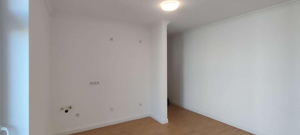 Schicke 2 Zimmer Wohnung im Altbau nähe Helios Klinikum ab sofort zu vermieten! 2 zimmer