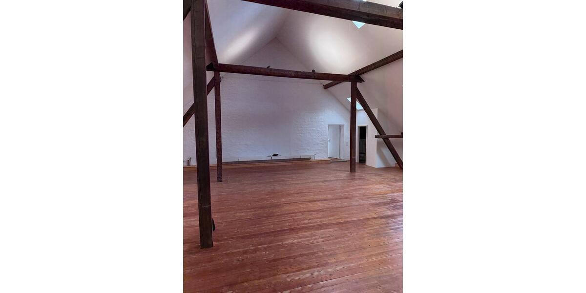 Büro - Praxis - Loft - Atelier - Schulung - Kurse zimmer