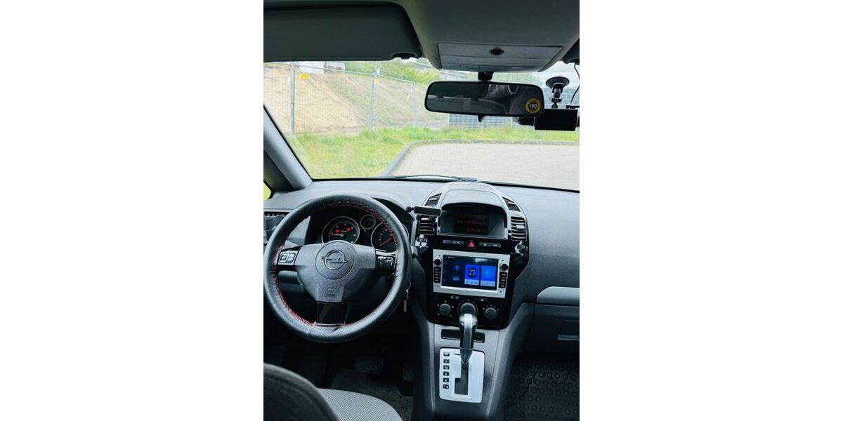 Opel Zafira 128.500 km 7.500 &euro; Dinslaken 46535