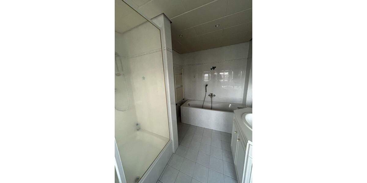 Einfamilienhaus mit Einliegerwohnung und großzügigem Garten in Marl 6 zimmer