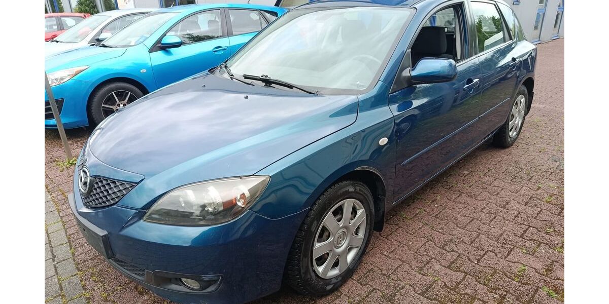 Mazda 3 82.000 km 2.599 &euro; Recklinghausen 45659