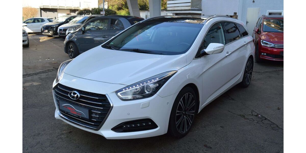 Hyundai i40 133.000 km 8.750 &euro; Mülheim an der Ruhr 45473