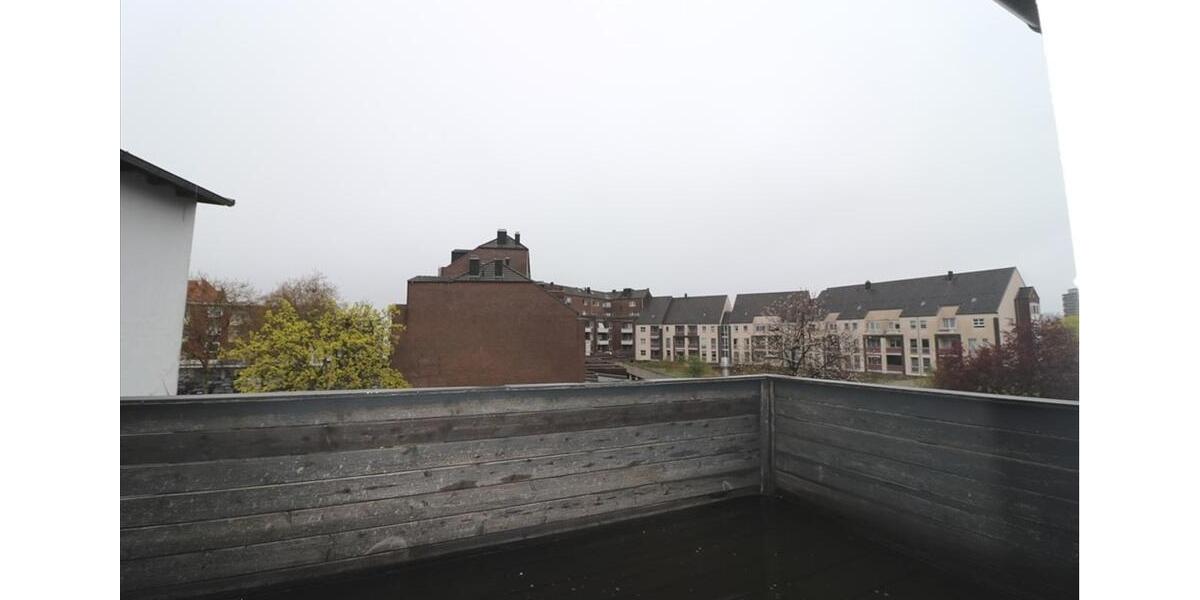 Dachgeschoßwohnung Duisburg Essenberg - 2 Zimmer, 65 m&sup2;, 550&euro; | Angebot:26111465