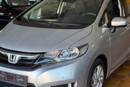 Honda Jazz 144.000 km 9.700 € Oberhausen 46145
