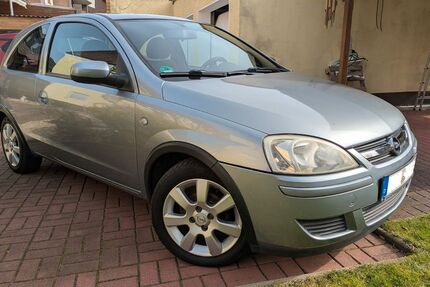 Opel Corsa 196.695 km 1.700 &euro; Recklinghausen 45663