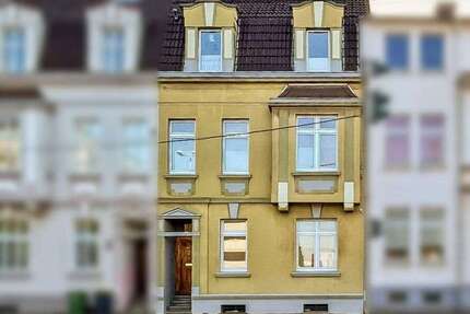 Haus zum Kaufen in Mülheim an der Ruhr 305.000 € 175 m² 8 zimmer