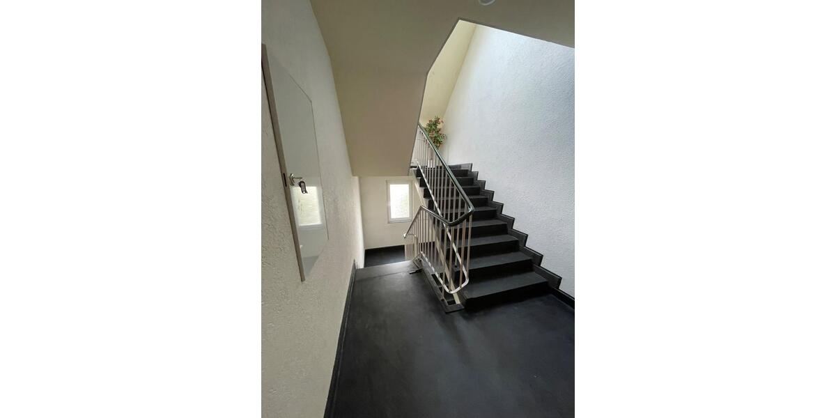 Etagenwohnung Essen Stadtbezirk II - 2.5 Zimmer, 68 m&sup2;, 790&euro; | Angebot:25612725